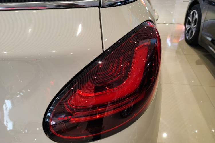 Used Wuling Bingo 2025 333 km Enjoyment Version Right Rear Taillight