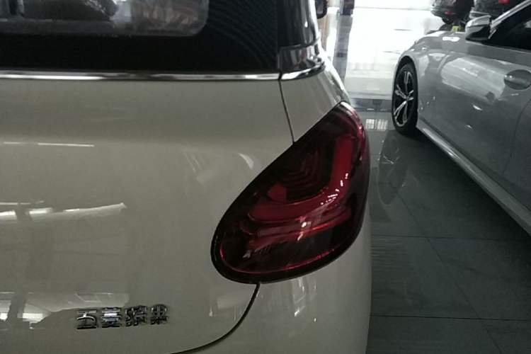 Used Wuling Bingo 2025 333 km Enjoyment Version Right Rear Taillight