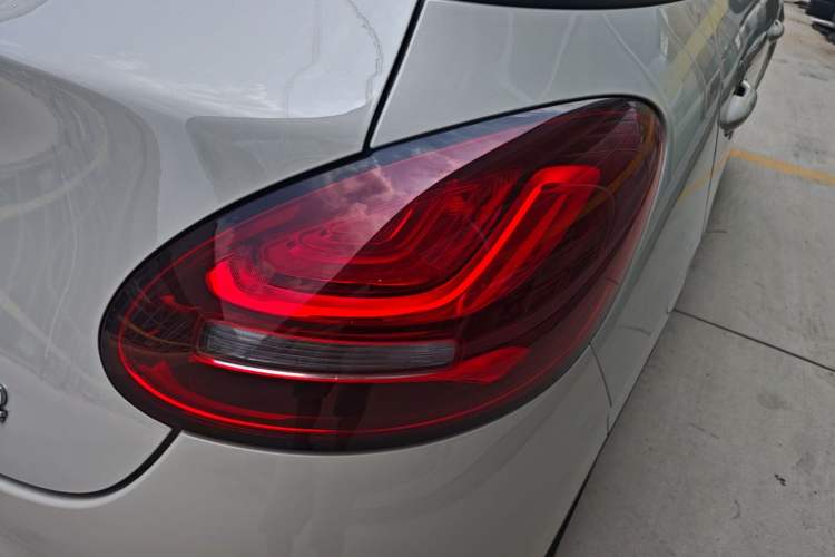 Used Wuling Bingo 2025 203km Light Edition Right Rear Taillight