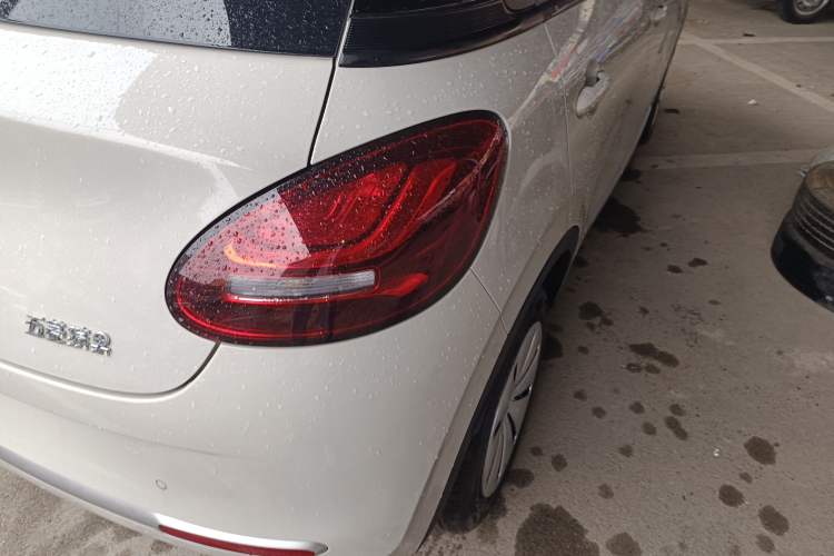 Used Wuling Bingo 2025 203km Light Edition Right Rear Taillight