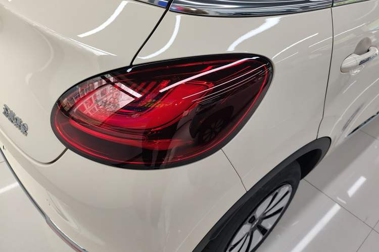 Used Wuling Bingo 2025 333 km Enjoyment Version Right Rear Taillight