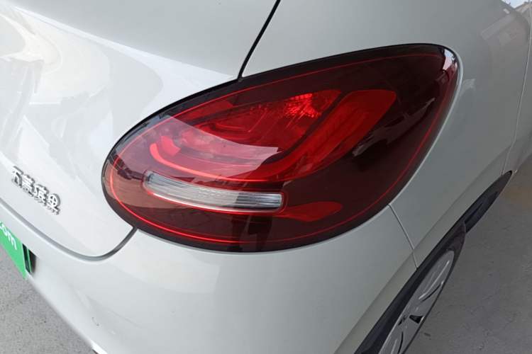 Used Wuling Bingo 2025 203km Light Edition Right Rear Taillight