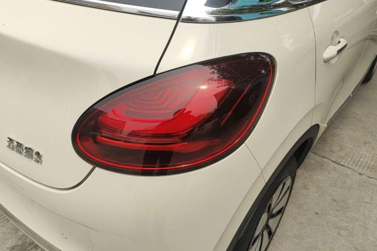 Used Wuling Bingo 2025 333 km Enjoyment Version Right Rear Taillight