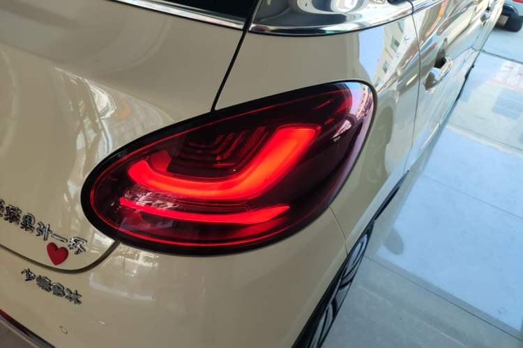 Used Wuling Bingo 2025 333 km Enjoyment Version Right Rear Taillight