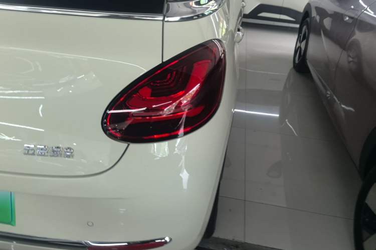 Used Wuling Bingo 2025 333 km Enjoyment Version Right Rear Taillight
