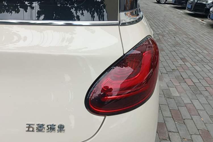 Used Wuling Bingo 2025 333 km Lingxi Deluxe Edition Right Rear Taillight
