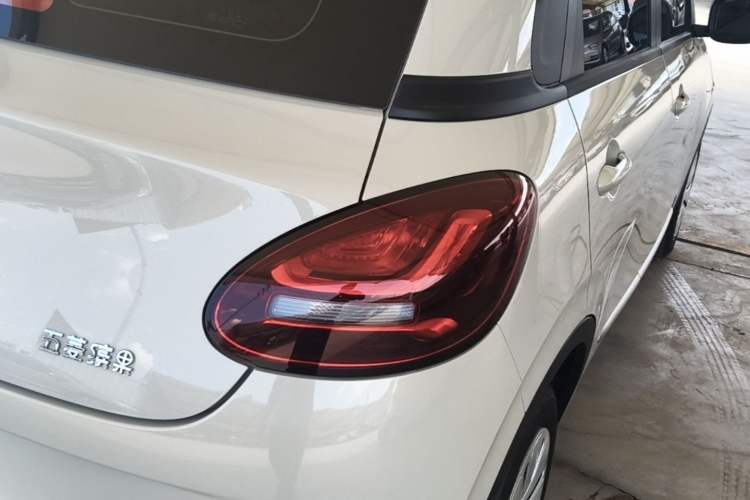 Used Wuling Bingo 2025 203km Light Edition Right Rear Taillight