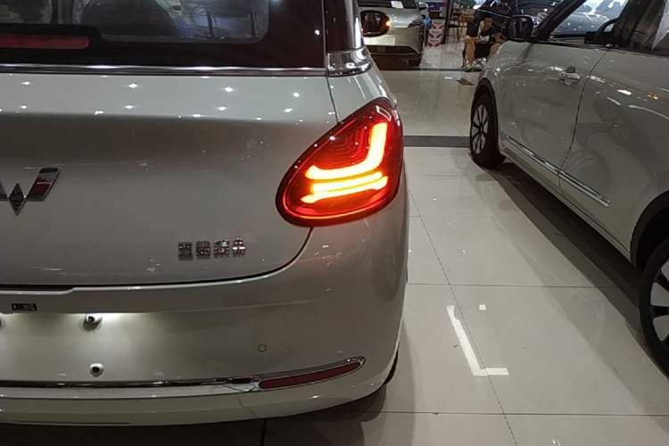 Used Wuling Bingo 2025 333 km Enjoyment Version Right Rear Taillight