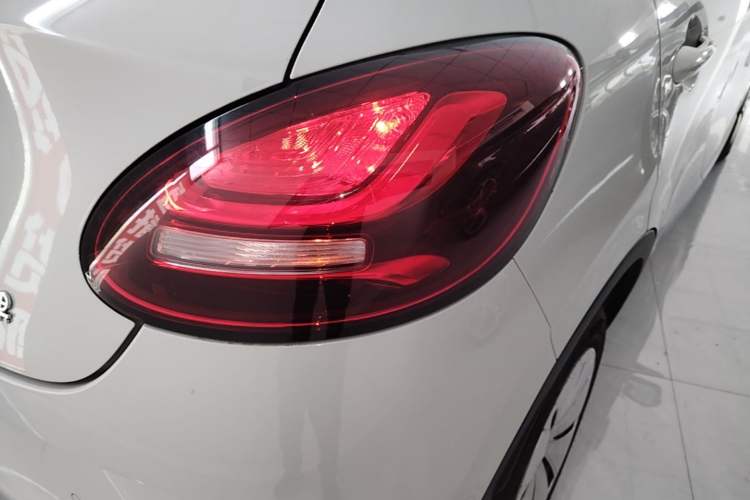 Used Wuling Bingo 2025 203km Light Edition Right Rear Taillight