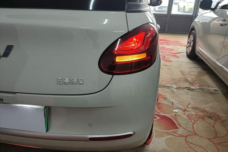 Used Wuling Bingo 2025 203km Light Edition Right Rear Taillight