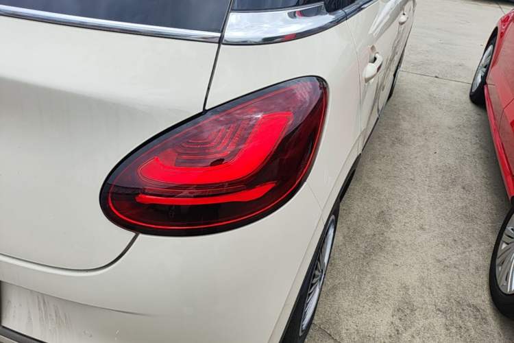 Used Wuling Bingo 2025 333 km Enjoyment Version Right Rear Taillight