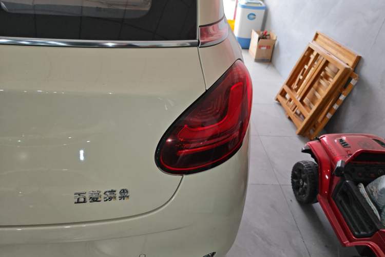 Used Wuling Bingo 2025 333 km Enjoyment Version Right Rear Taillight