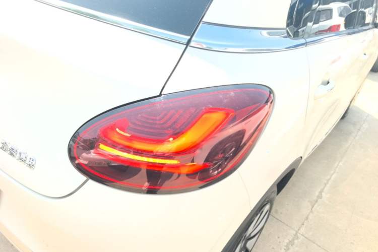 Used Wuling Bingo 2025 333 km Enjoyment Version Right Rear Taillight