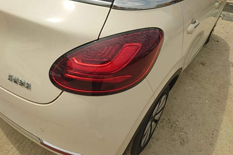 Used Wuling Bingo 2025 333 km Enjoyment Version Right Rear Taillight