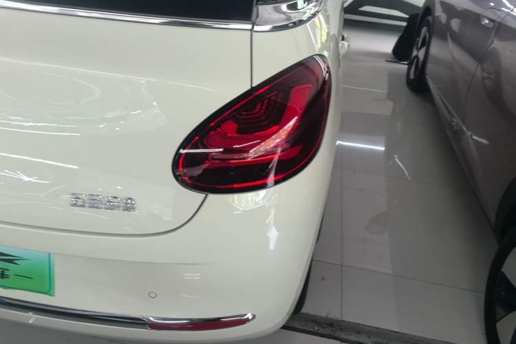 Used Wuling Bingo 2025 333 km Enjoyment Version Right Rear Taillight