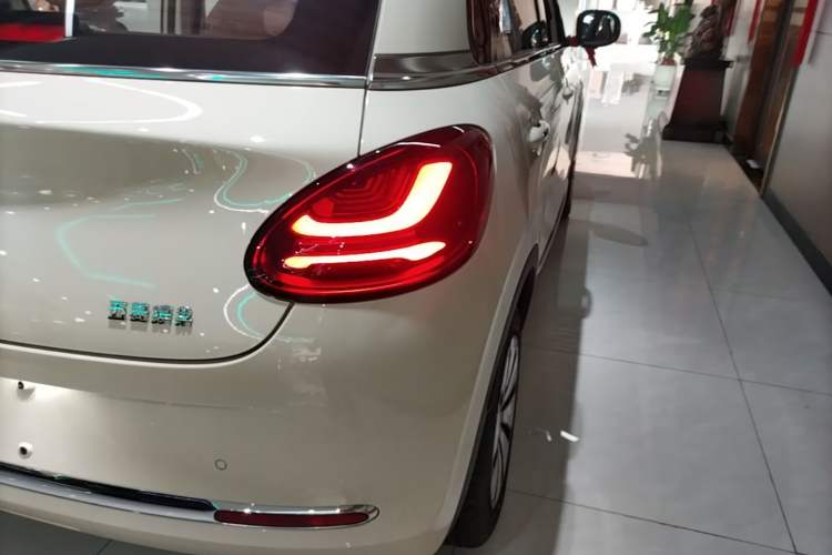 Used Wuling Bingo 2025 333 km Enjoyment Version Right Rear Taillight