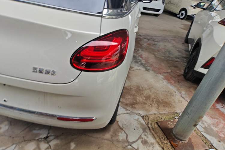 Used Wuling Bingo 2025 333 km Enjoyment Version Right Rear Taillight