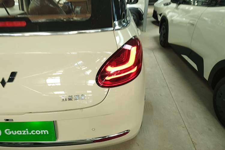 Used Wuling Bingo 2025 333 km Enjoyment Version Right Rear Taillight