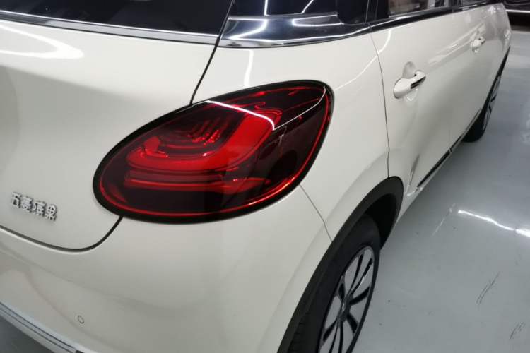 Used Wuling Bingo 2025 333 km Enjoyment Version Right Rear Taillight