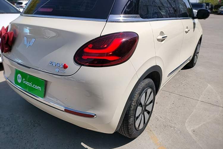 Used Wuling Bingo 2025 333 km Lingxi Deluxe Edition Right Rear Taillight