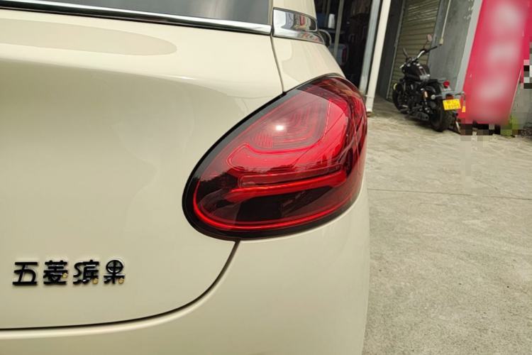 Used Wuling Bingo 2025 333 km Lingxi Connected Version Right Rear Taillight