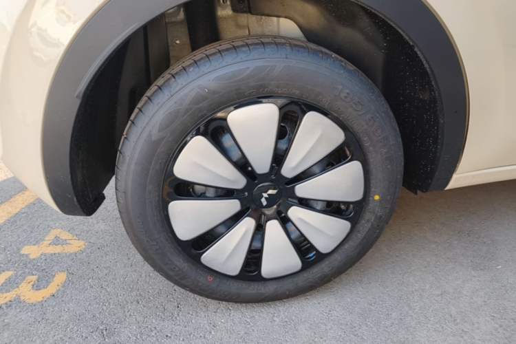 Used Wuling Bingo 2025 333 km Enjoyment Version Right Rear Wheel Hub