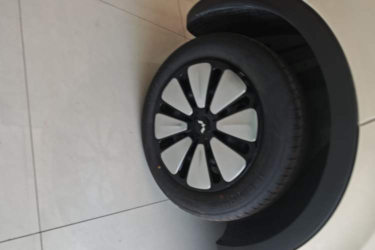 Used Wuling Bingo 2025 333 km Enjoyment Version Right Rear Wheel Hub