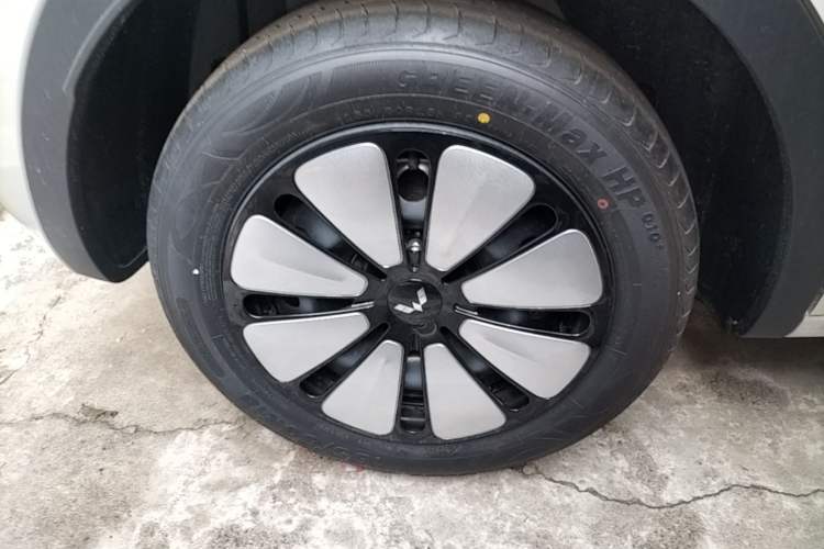 Used Wuling Bingo 2025 333 km Enjoyment Version Right Rear Wheel Hub