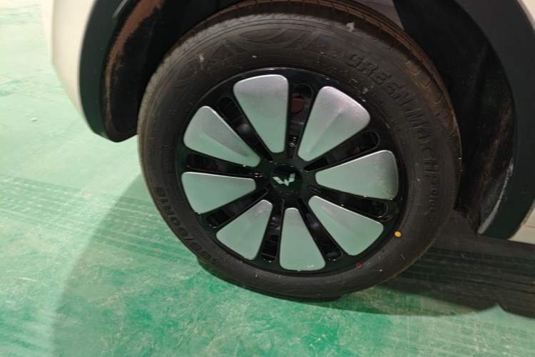 Used Wuling Bingo 2025 333 km Enjoyment Version Right Rear Wheel Hub