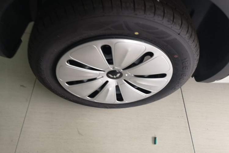 Used Wuling Bingo 2025 203km Light Edition Right Rear Wheel Hub