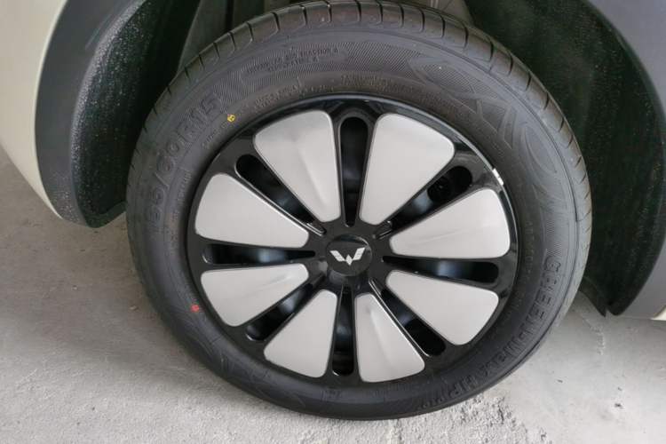 Used Wuling Bingo 2025 333 km Enjoyment Version Right Rear Wheel Hub