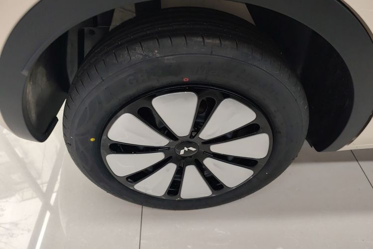 Used Wuling Bingo 2025 333 km Enjoyment Version Right Rear Wheel Hub
