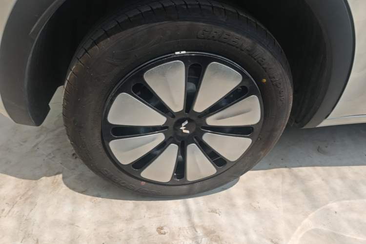 Used Wuling Bingo 2025 333 km Enjoyment Version Right Rear Wheel Hub