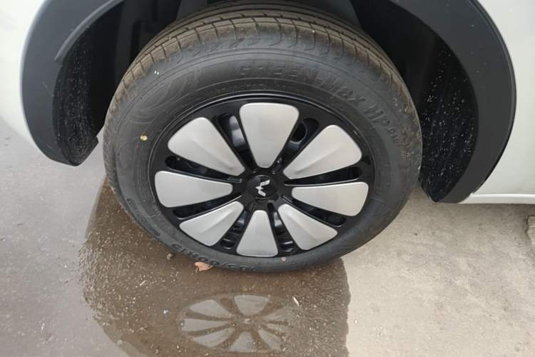 Used Wuling Bingo 2025 333 km Enjoyment Version Right Rear Wheel Hub