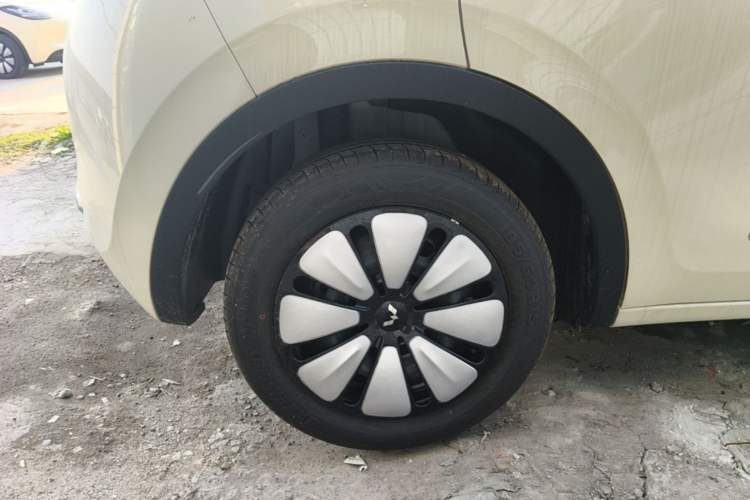 Used Wuling Bingo 2025 333 km Enjoyment Version Right Rear Wheel Hub