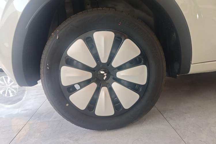Used Wuling Bingo 2025 333 km Enjoyment Version Right Rear Wheel Hub