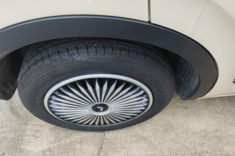 Used Wuling Bingo 2025 333 km Enjoyment Version Right Rear Wheel Hub