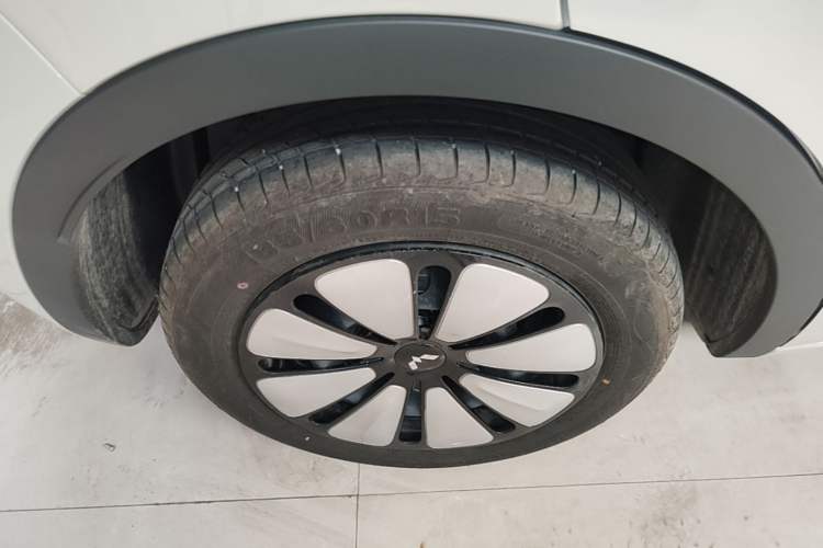 Used Wuling Bingo 2025 333 km Enjoyment Version Right Rear Wheel Hub