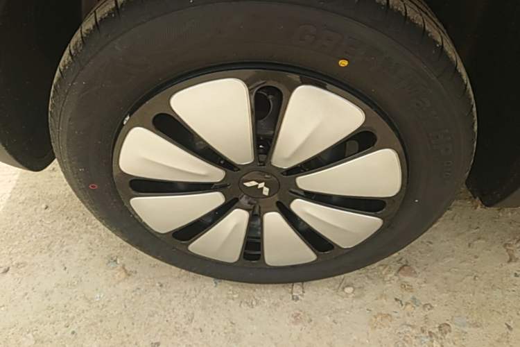 Used Wuling Bingo 2025 333 km Enjoyment Version Right Rear Wheel Hub