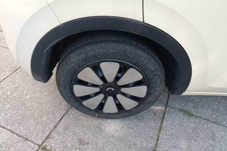 Used Wuling Bingo 2025 333 km Enjoyment Version Right Rear Wheel Hub