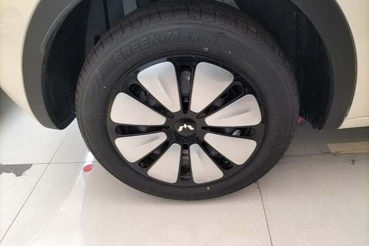 Used Wuling Bingo 2025 333 km Enjoyment Version Right Rear Wheel Hub