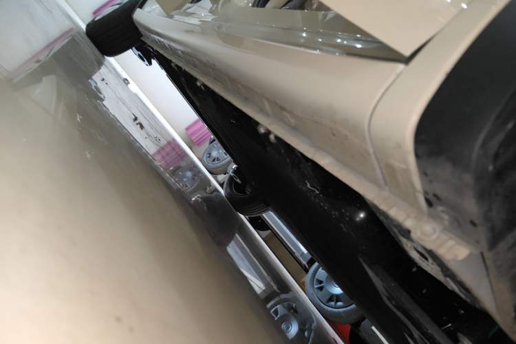 Used Wuling Bingo 2025 333 km Enjoyment Version Right Side Sill