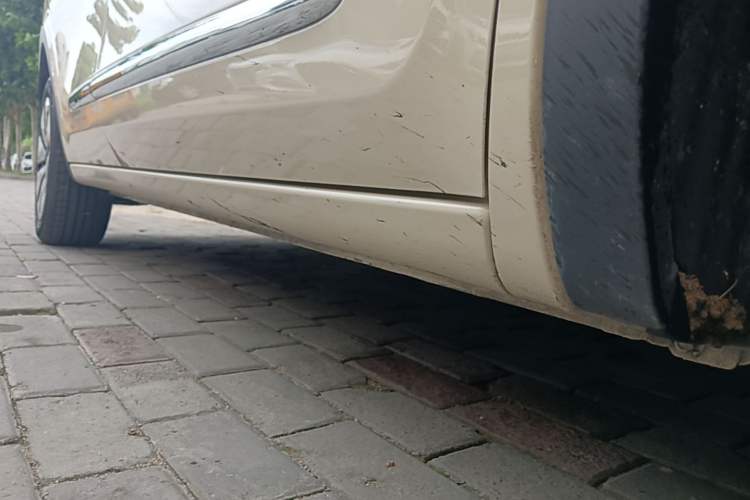 Used Wuling Bingo 2025 333 km Lingxi Deluxe Edition Right Side Sill