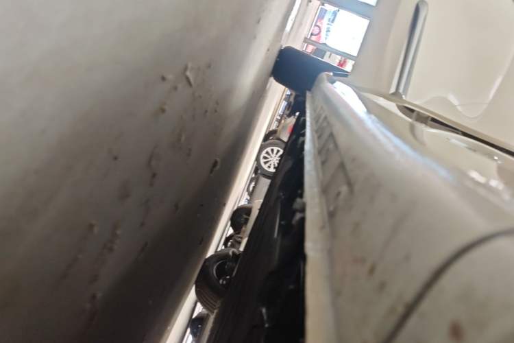 Used Wuling Bingo 2025 333 km Enjoyment Version Right Side Sill