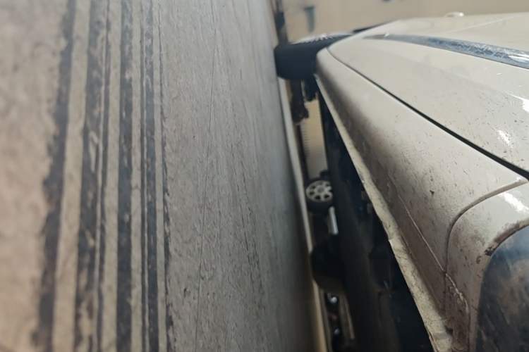Used Wuling Bingo 2025 333 km Lingxi Connected Version Right Side Sill