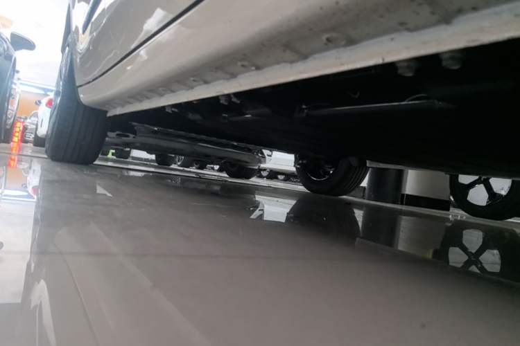 Used Wuling Bingo 2025 333 km Enjoyment Version Right Side Sill