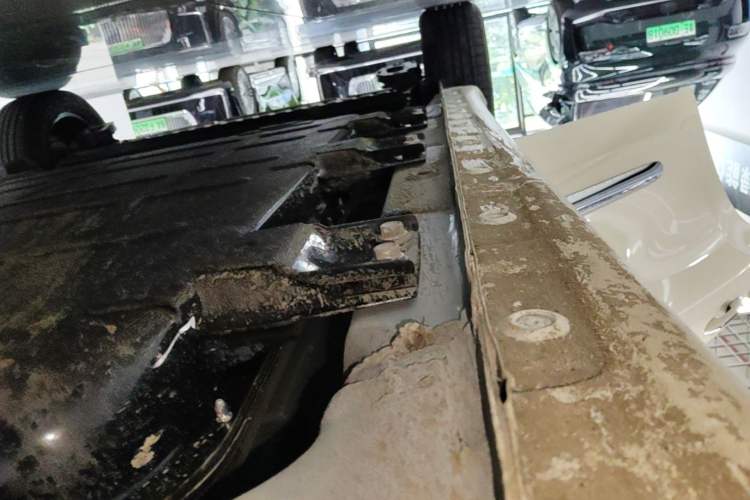 Used Wuling Bingo 2025 333 km Enjoyment Version Right Side Sill