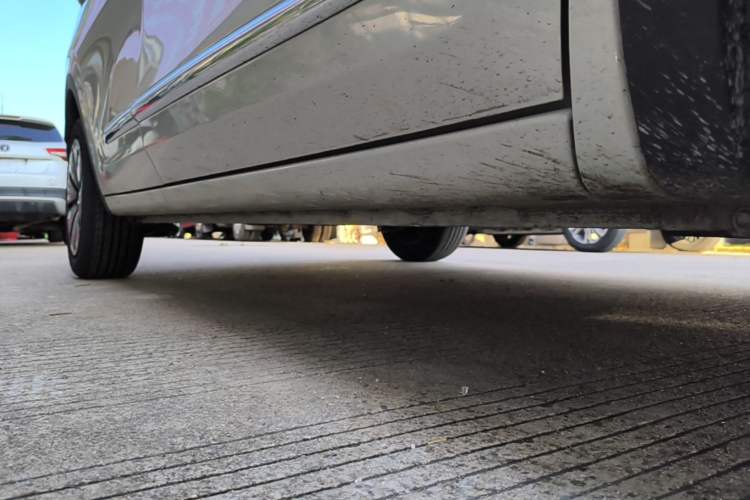 Used Wuling Bingo 2025 333 km Enjoyment Version Right Side Sill