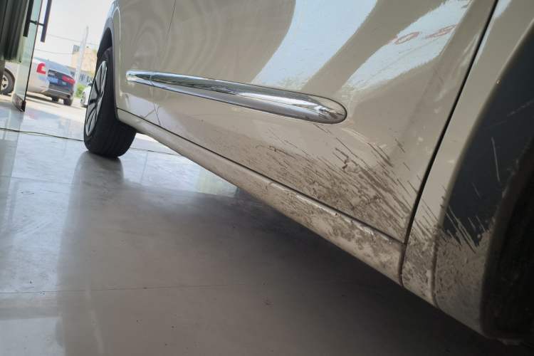 Used Wuling Bingo 2025 410 km Lingxi Deluxe Edition Right Side Sill