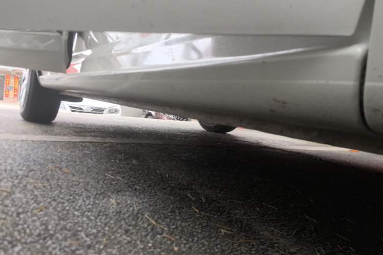 Used Wuling Bingo 2025 333 km Enjoyment Version Right Side Sill